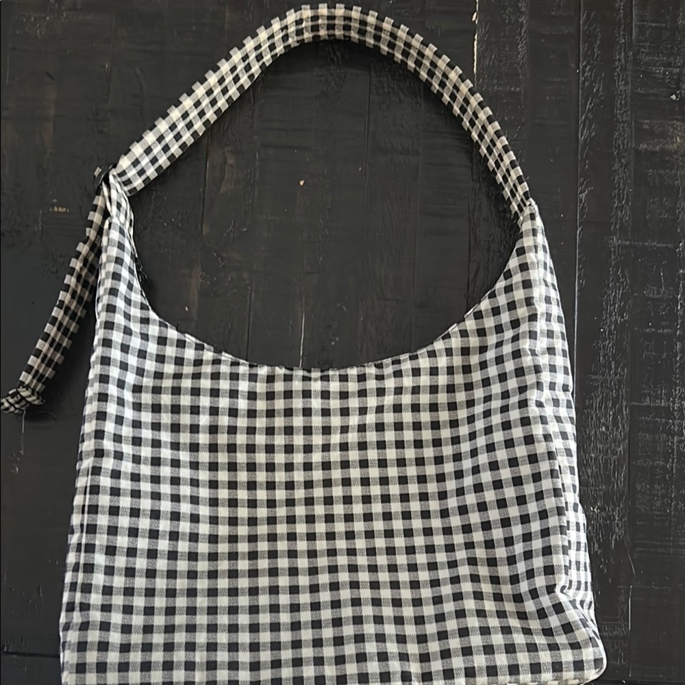 BAGGU Black and White Gingham Shoulder Bag